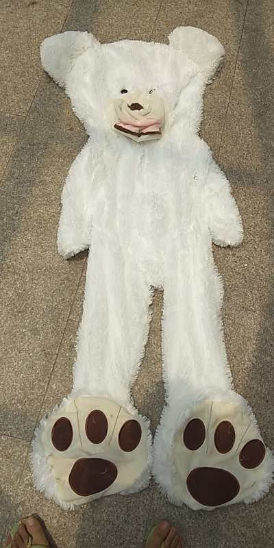 Niki | Giant Plush Teddy Bear – HugHero