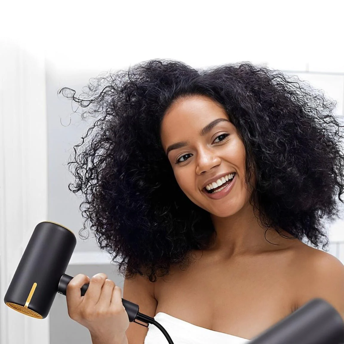 Niki | Ionic Blow Dryer | Quick Dry & Anti-Frizz | Gray