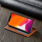 Niki | iPhone Case: Magnetic Leather Bag for Stylish Protection