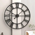 Niki | Majestic Clock in Metal