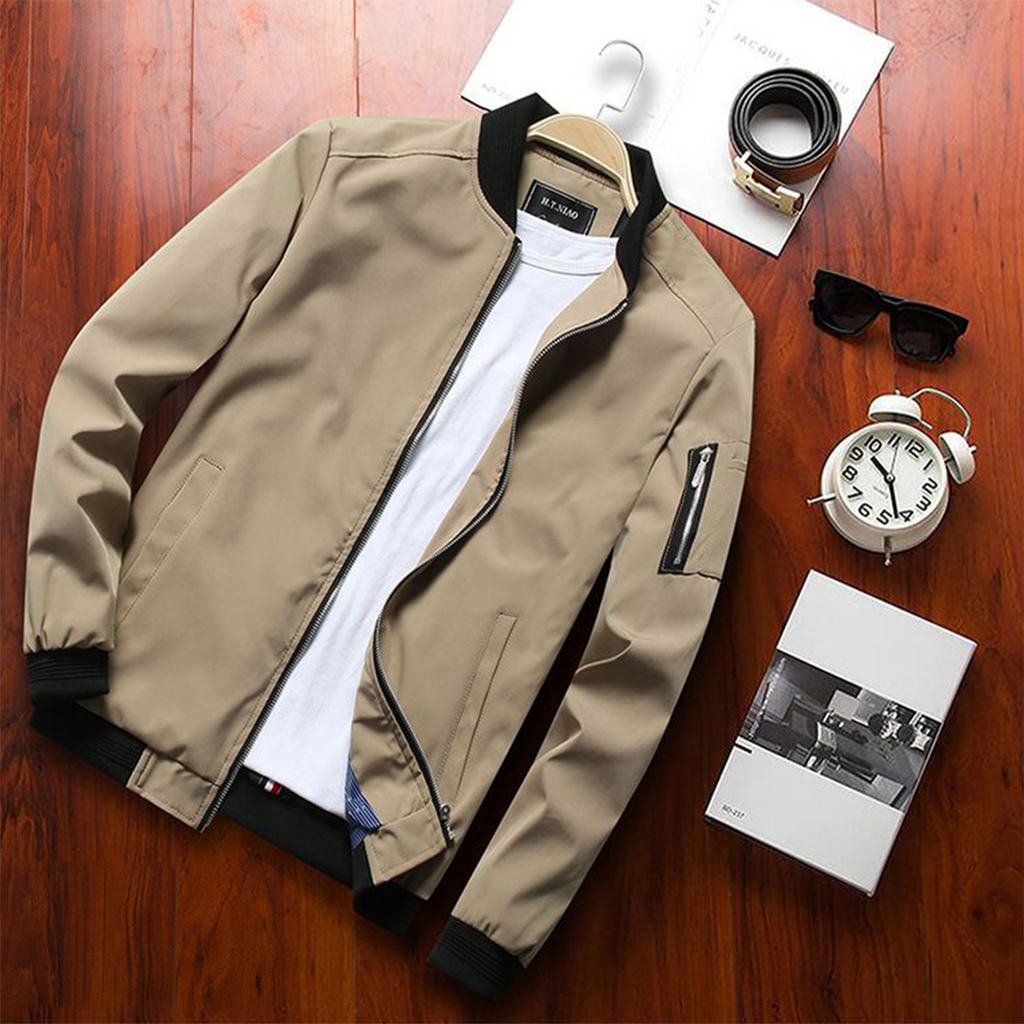 Fashionable Bomber Jacket with Zippered Pocket