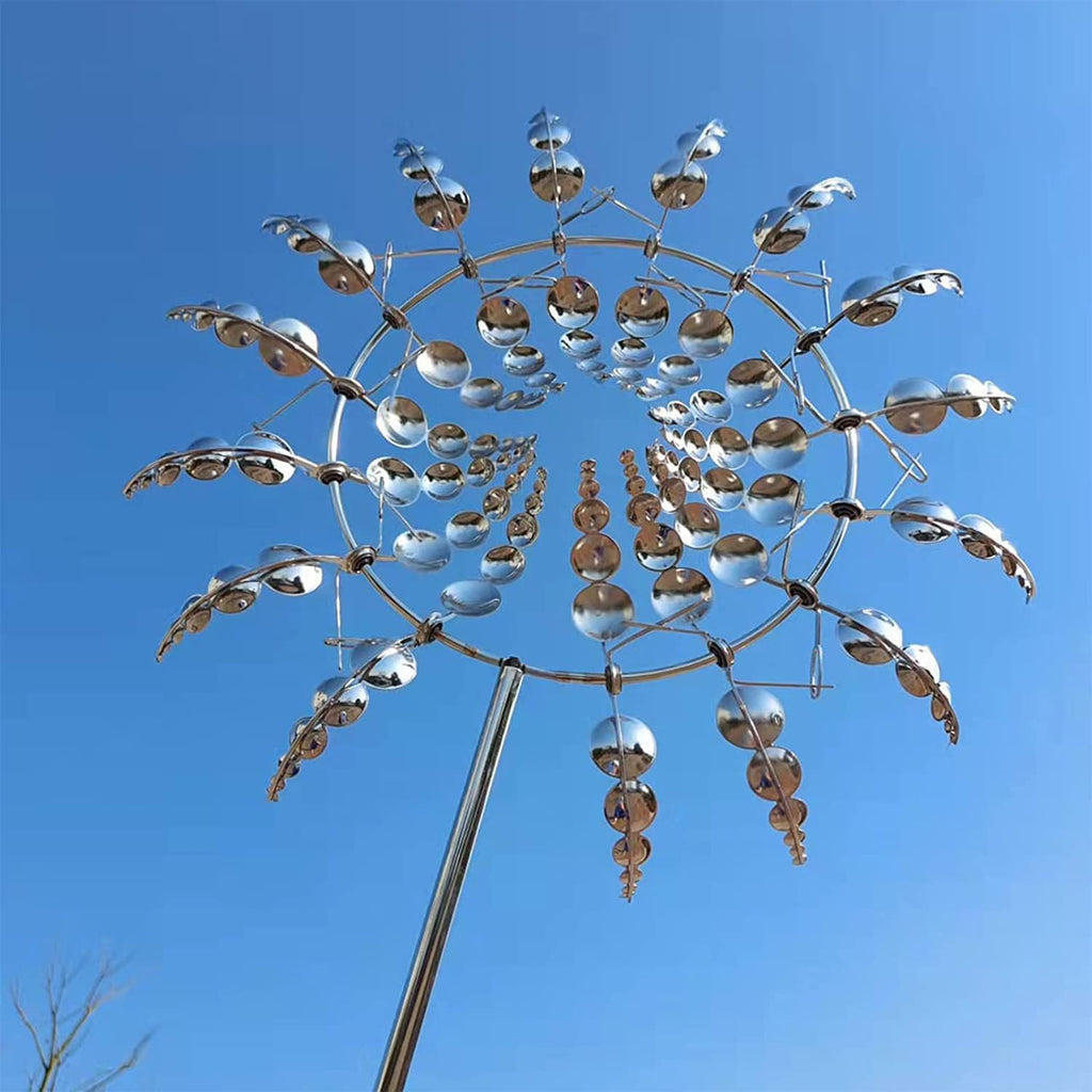 Niki Metal Garden Spinner Decor