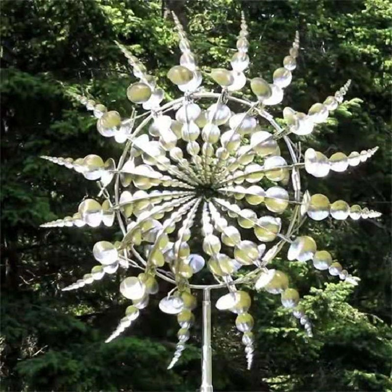 Niki Metal Garden Spinner Decor