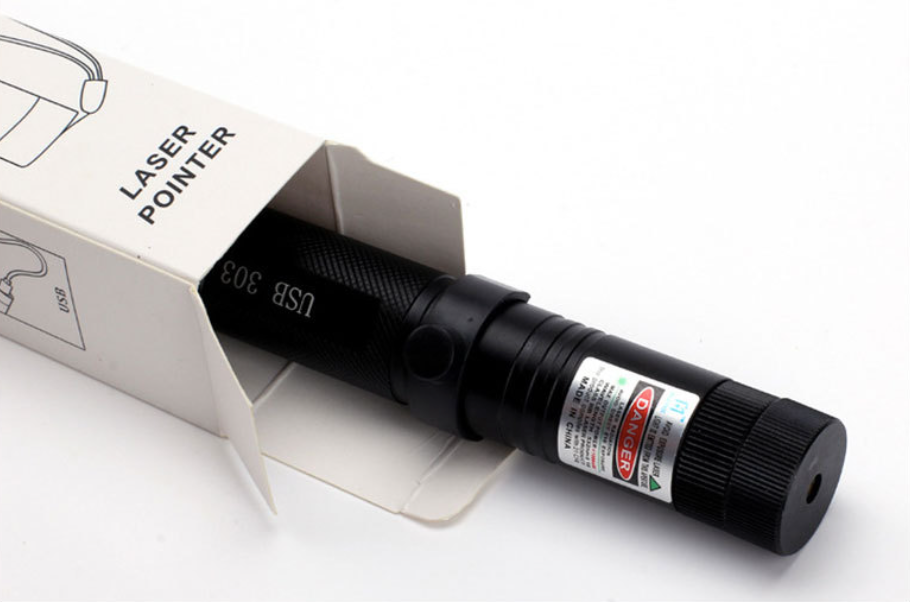 Niki | Long-Distance Laser Beam Penlight