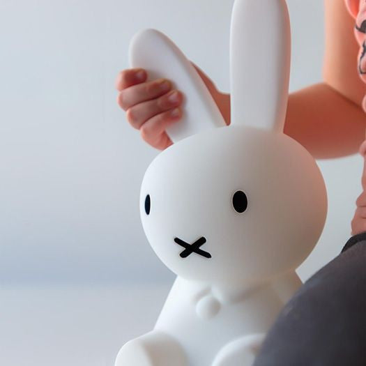 Niki | Rabbit Decorative Figure | Iconic Figure Design