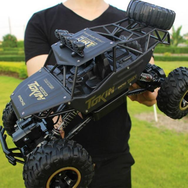 Niki | Remote Control Car 4x4 Rock Crawler Monster Truck