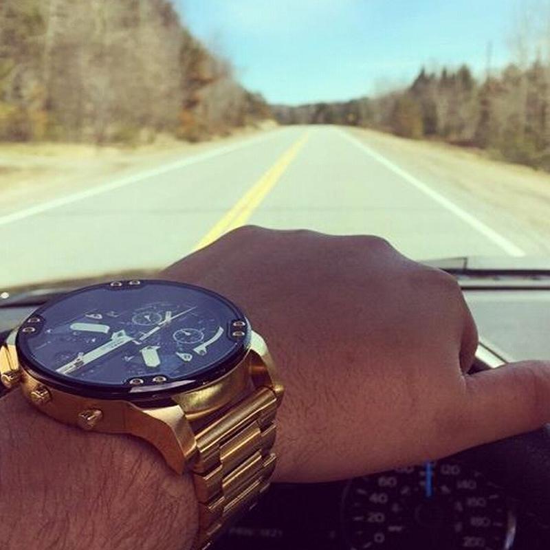 Niki | Stainless Steel Chronograph Quartz Watch