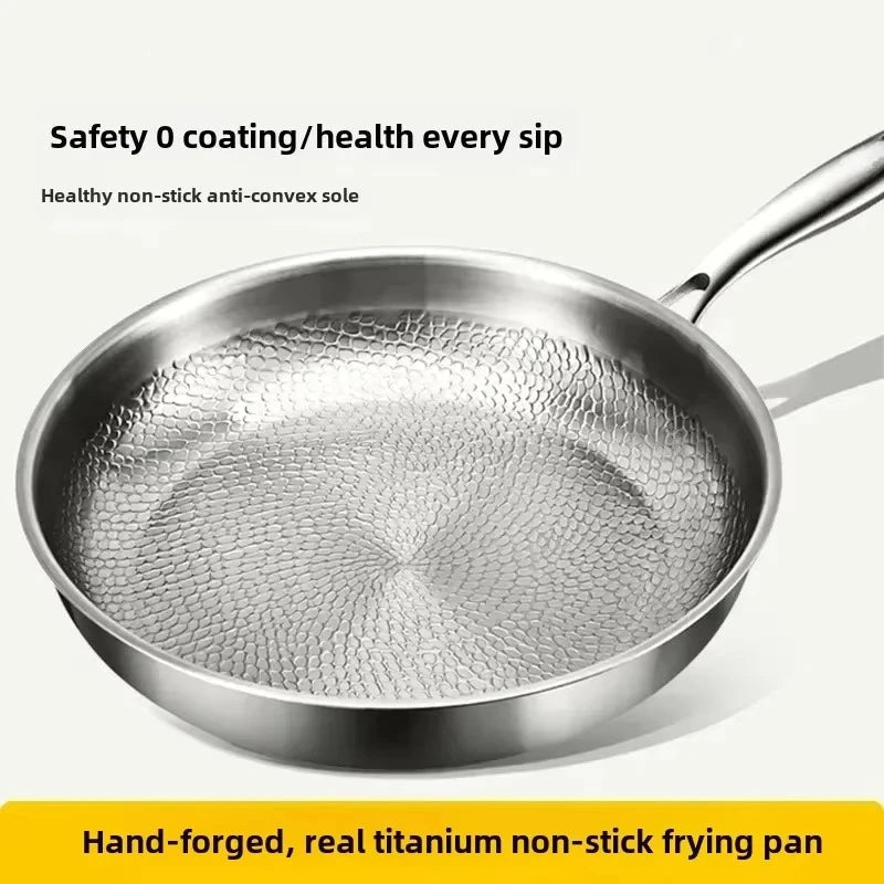 Niki | Hammered titanium frying pan, induction safe, naturally non-stick