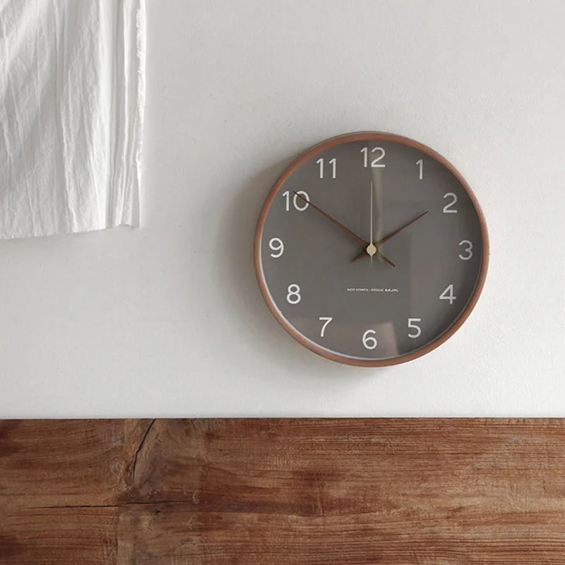 Niki | Wall Clock Made of Wood and Glass