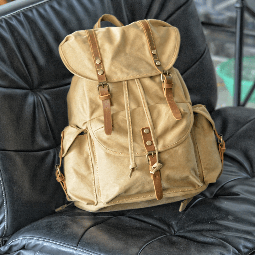 Niki | WessPack – Military Leather Bag Robust & Reliable Backpack