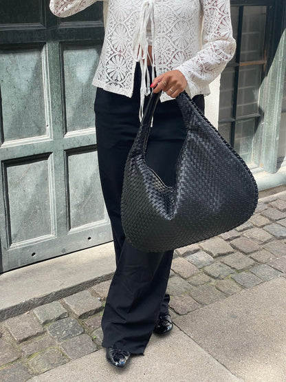 Women's Woven Hobo Bag