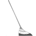 Telescopic rubber sweeper