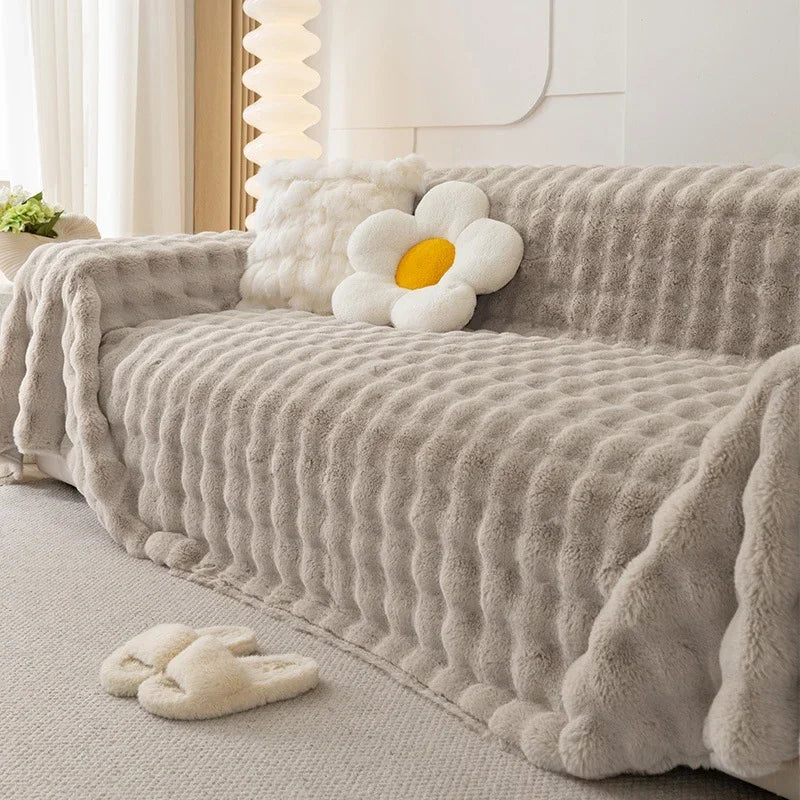 Luxurious Faux Fur Sofa Blanket for Warm Comfort