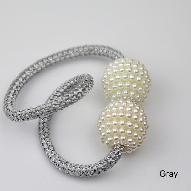 Pearl Magnetic Curtain Clip