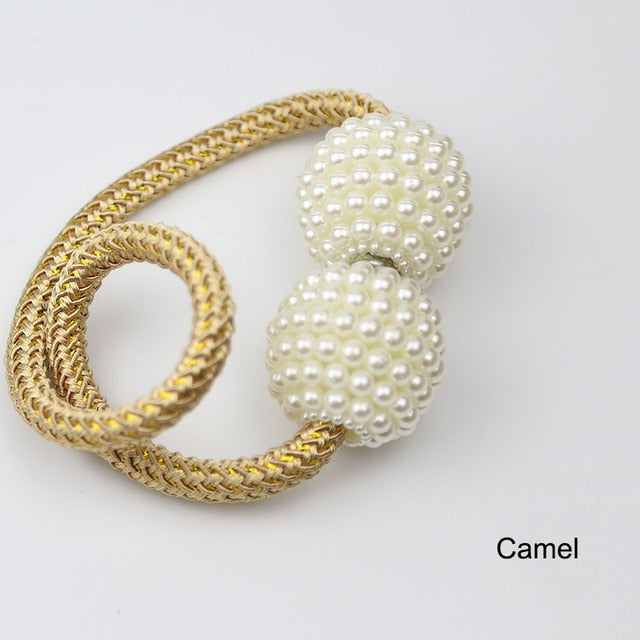 Pearl Magnetic Curtain Clip