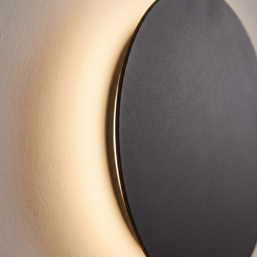 Round LED Wall Light – Minimalist Backlight