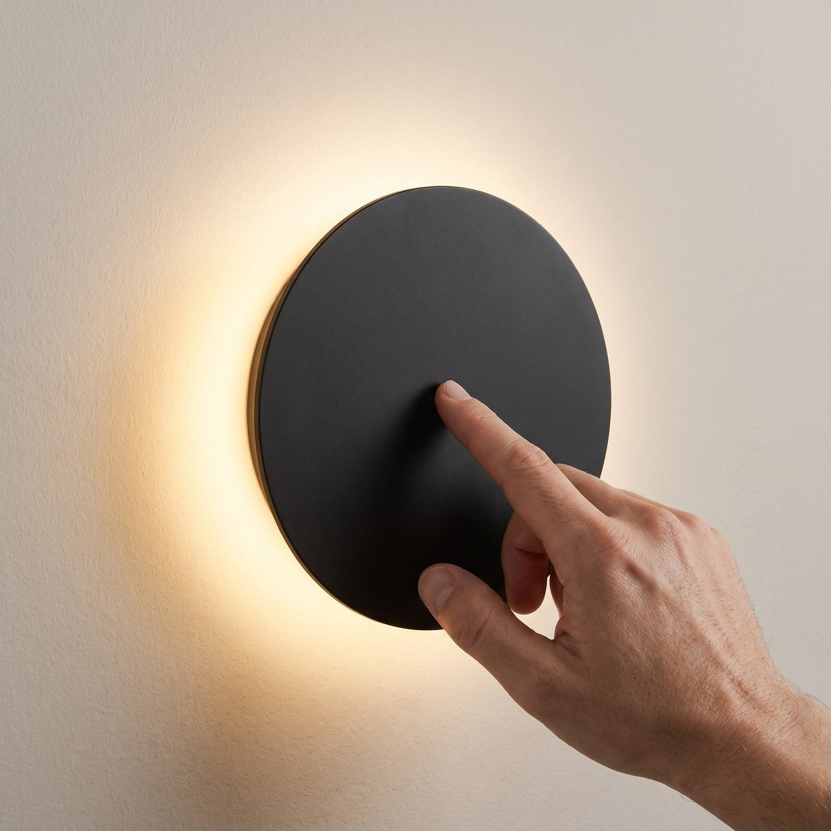 Round LED Wall Light – Minimalist Backlight