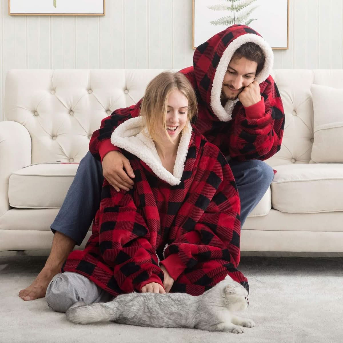 SNUGGOVA – Fleece Hooded Blanket for Ultimate Comfort