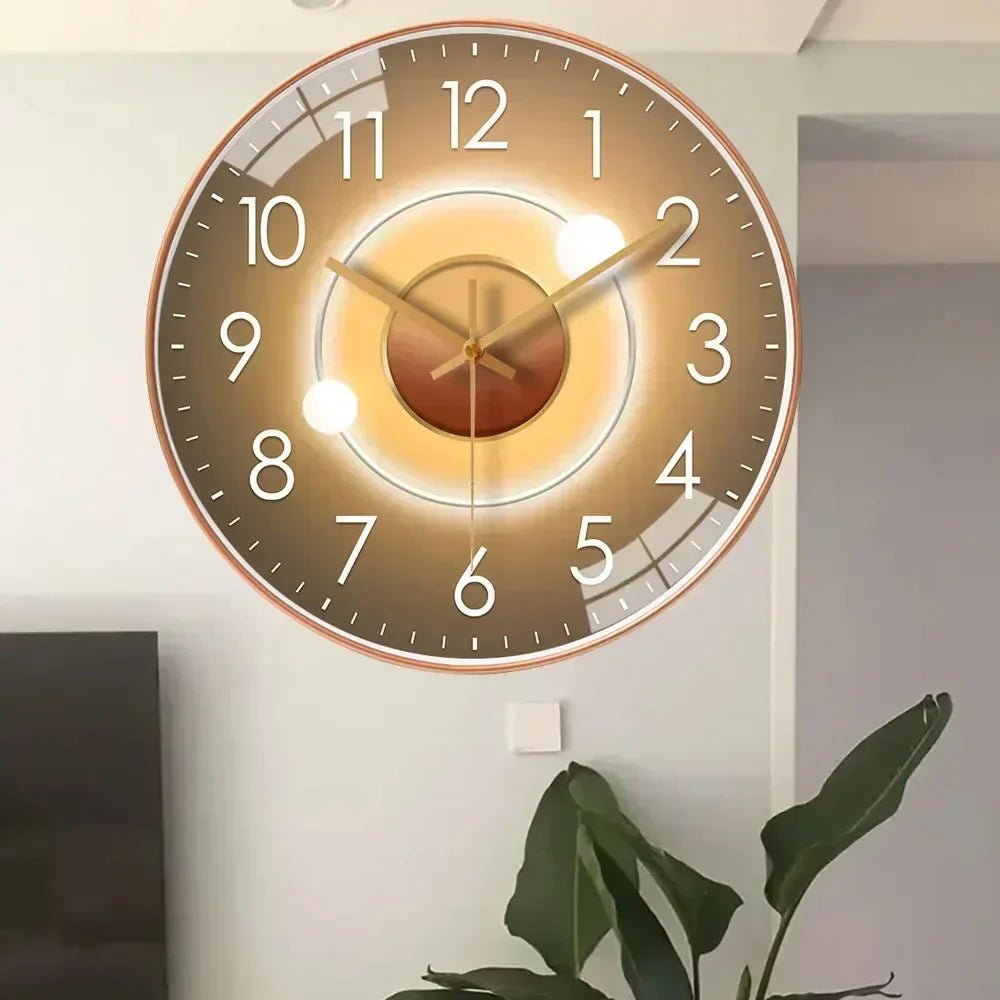 TICKLESS – Quiet wall clock with modern face and refined look