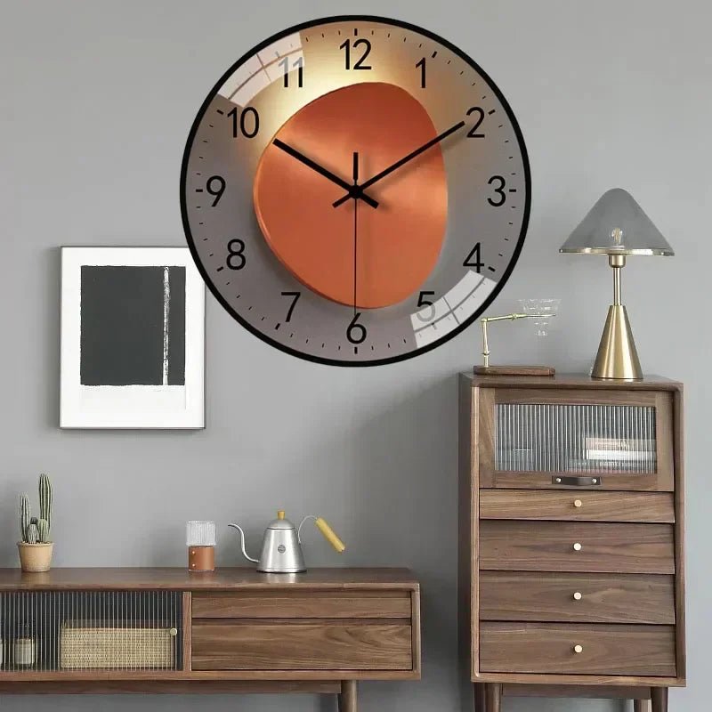 TICKLESS – Quiet wall clock with modern face and refined look