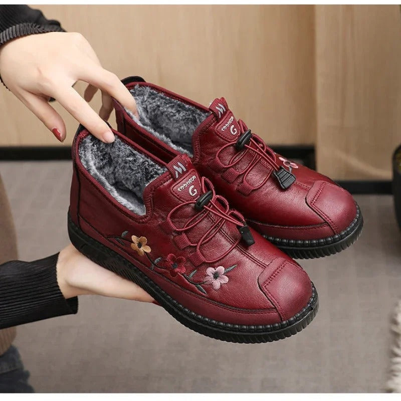Women's Casual Shoes with Floral Embellishment