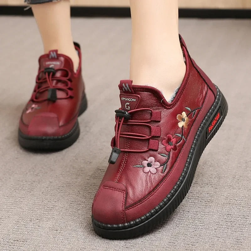 Women's Casual Shoes with Floral Embellishment