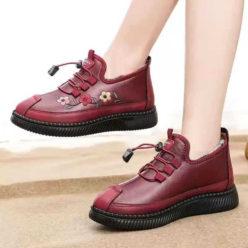 Women's Casual Shoes with Floral Embellishment