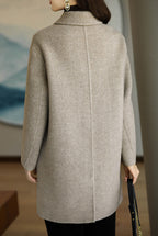 Women's Winter Jacket: Warm & Elegant with Sophisticated Design