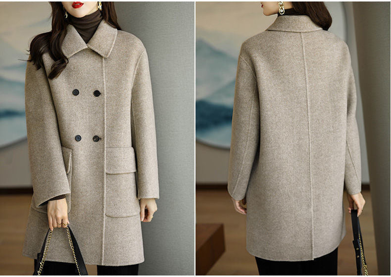 Women's Winter Jacket: Warm & Elegant with Sophisticated Design