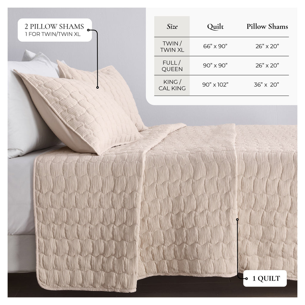 Gauze-Inspired Texture Quilt Set - Wave Stitch Collection